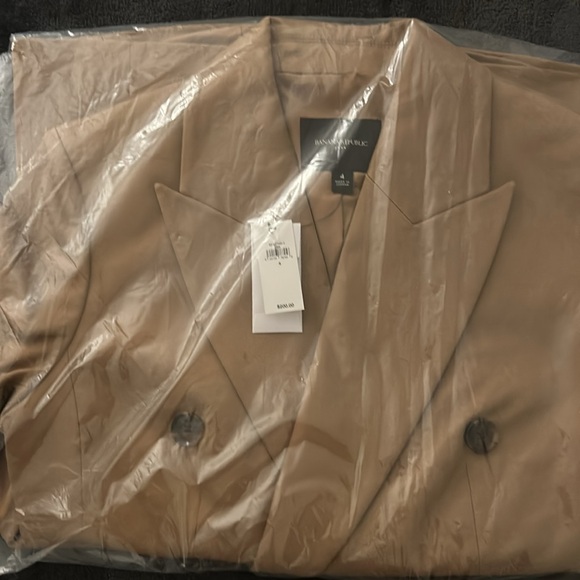 Banana Republic STRETCH-COTTON ICON BLAZER, color: Afternoon Latte, size: 4, NWT - Picture 5 of 8